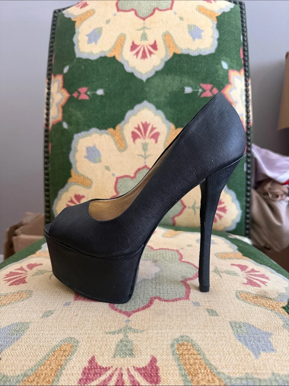 Qupid Black Platform Stiletto Pumps